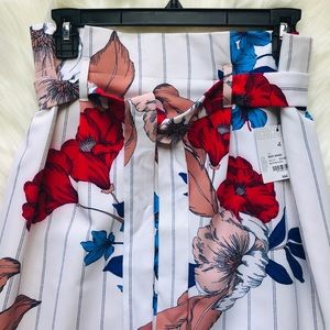 Women’s Liz Claiborne Floral Skirt. Size 4. NWT